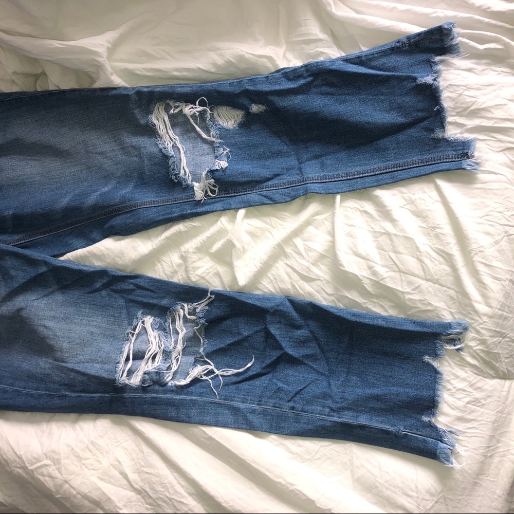 AE Ripped Cropped Jeans - Picture 4 of 7